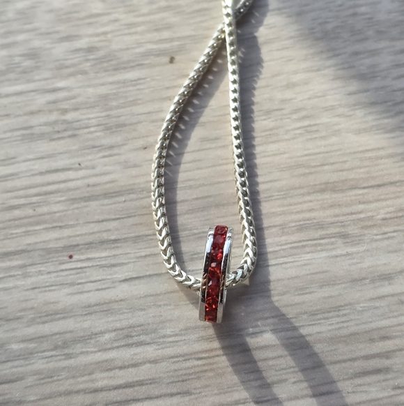 Sterling Silver Red Crystal Pendant On 24" Chain Also Sterling Silver - Picture 3 of 9